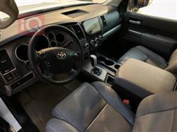 تويوتا سيكويا